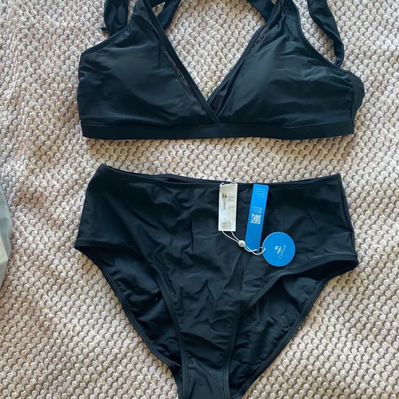 Cup She two piece swimsuit - Picture 2 of 3